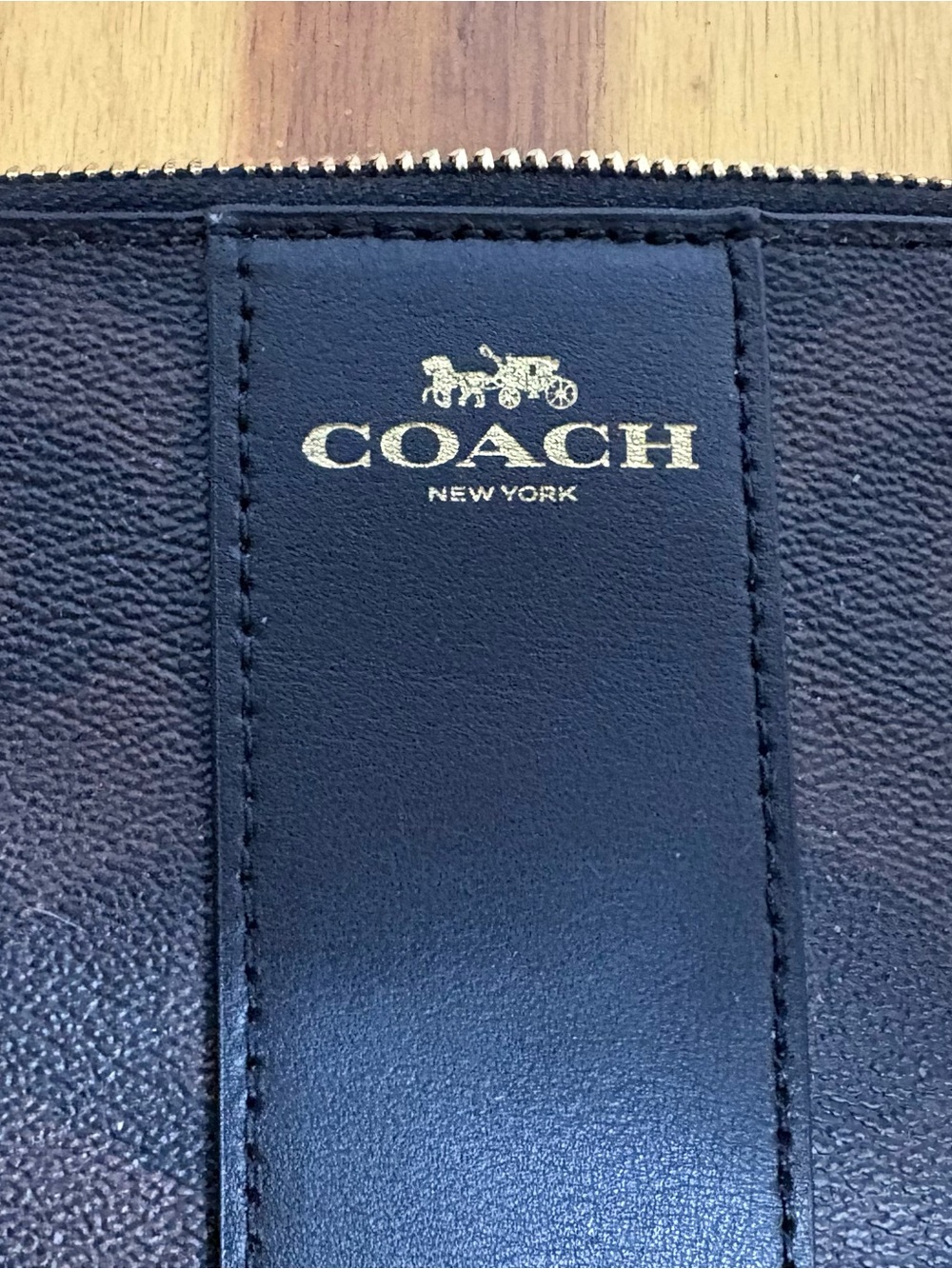 Coach NWT Signature Coated Canvus Corner Zip Wristlet w/ Wrist Strap, Card Slots - Picture 2 of 12